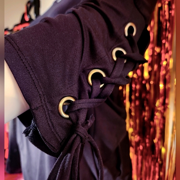 Luxology Large Black Tied Top - Picture 3 of 4